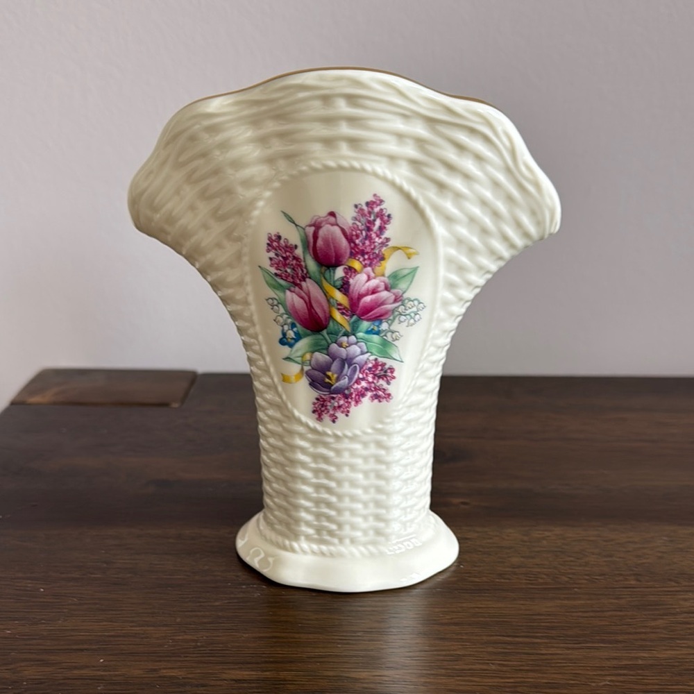 Lenox Floral Embossed Cream Vase